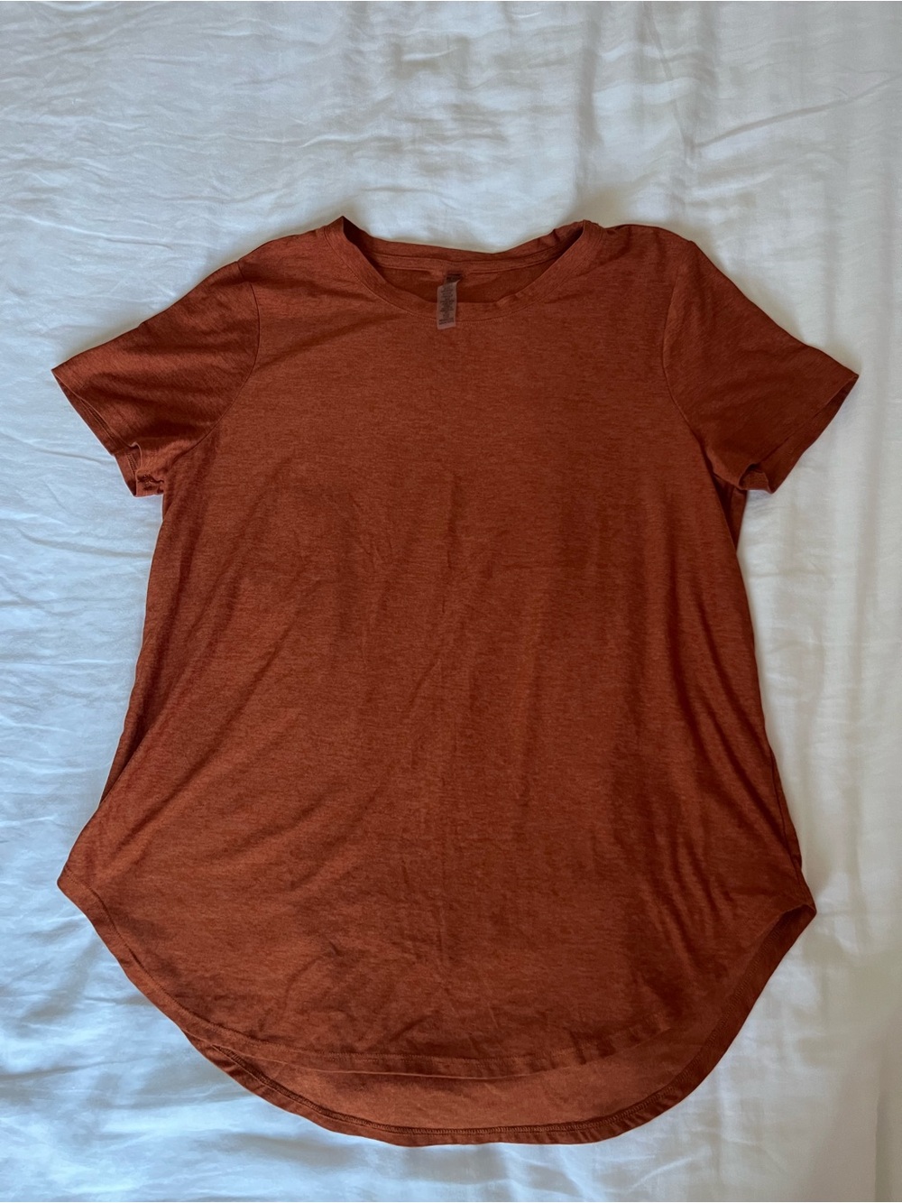 Beyond Yoga Women’s Featherweight On The Down Low Tee - Rust Orange